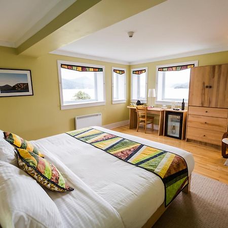 Neddies Harbour Inn Norris Point Extérieur photo